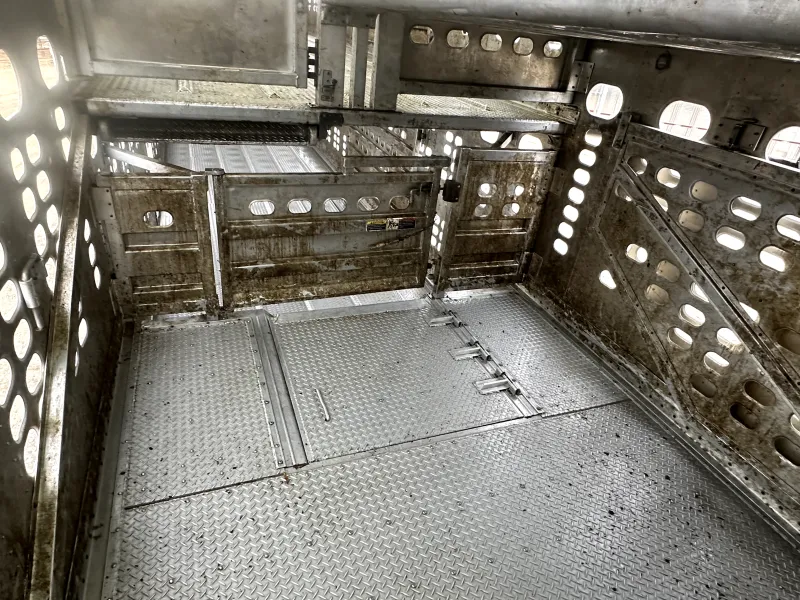 used Livestock Semi Trailers Wilson Trailer Company  for sale, in Jerome, ID Thumbnail 8