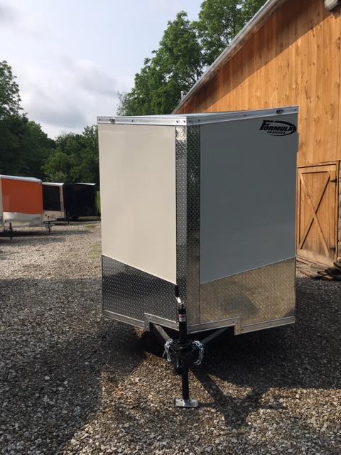 2021 FORMULA 6' x 10' ENCLOSED CARGO TRAILER 2021 FORMULA 6' x 10' ENCLOSED CARGO TRAILER