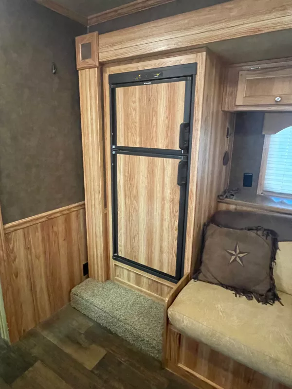 used Horse Trailers Exiss  for sale, in Corning, CA Thumbnail 10
