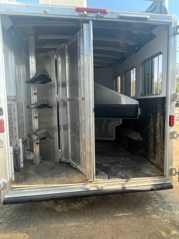 used Horse Trailers Exiss  for sale, in Corning, CA Thumbnail 16