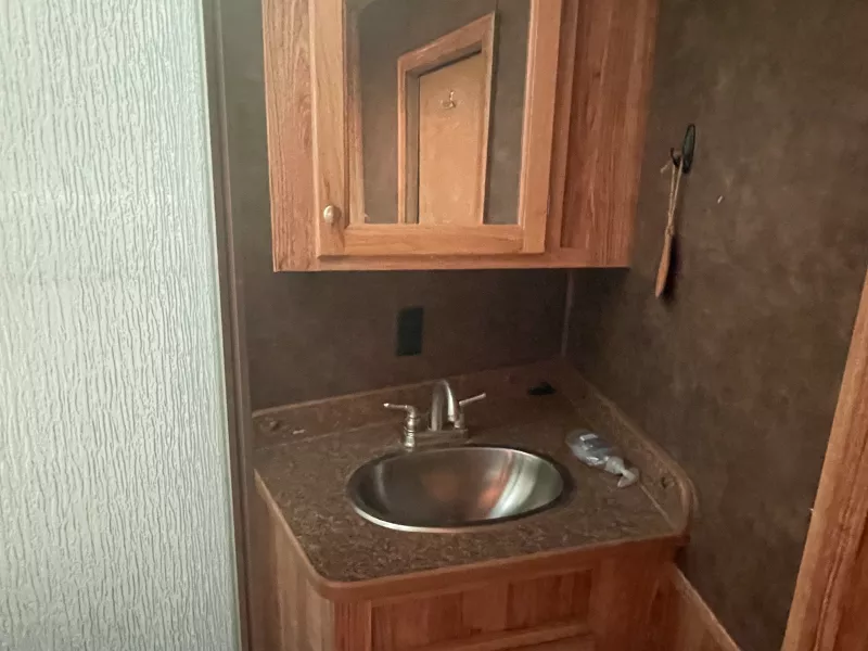 used Horse Trailers Exiss  for sale, in Corning, CA Thumbnail 11