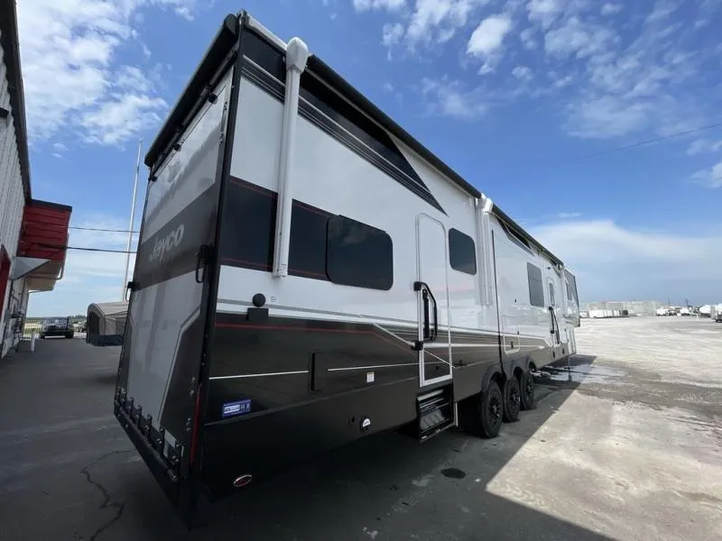 Trailer Image