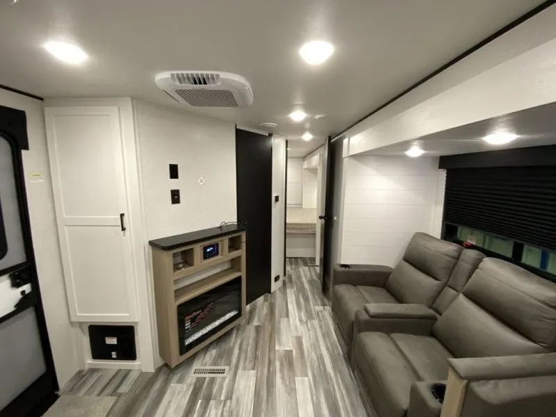 new Travel Trailers Jayco  for sale, in Edmonton, AB Thumbnail 46