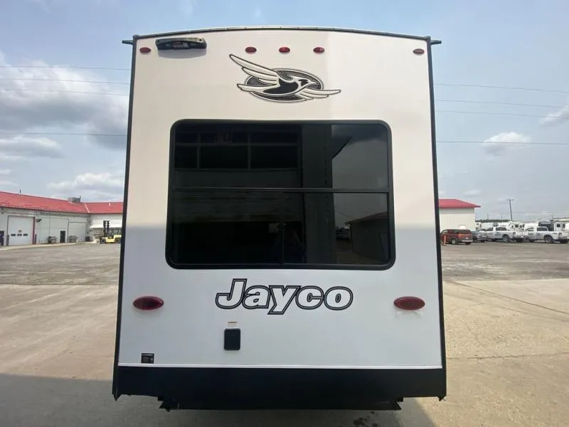 Trailer Image