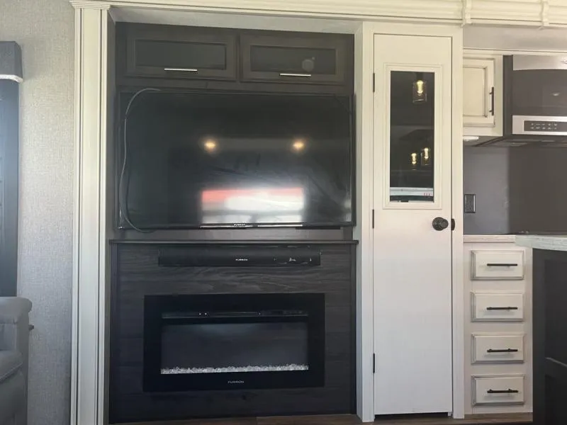 Trailer Image