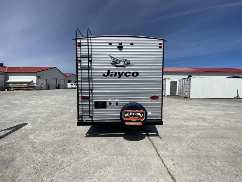 Trailer Image
