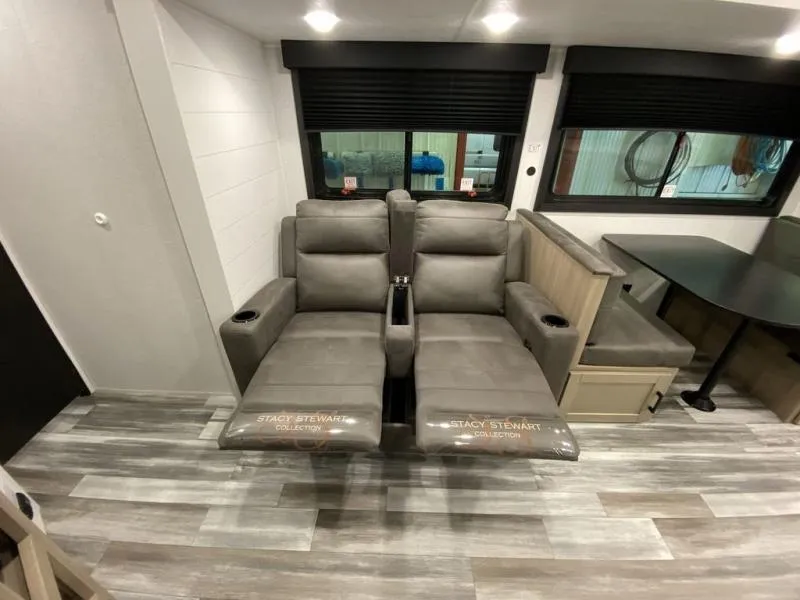 new Travel Trailers Jayco  for sale, in Edmonton, AB Thumbnail 34