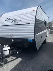 used Travel Trailers Highland Ridge RV  for sale, in Edmonton, AB Thumbnail 3
