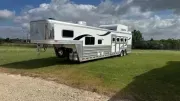 2026 Platinum Coach 4 Horse 14'8 SW Side Load