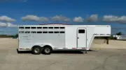 2004 Exiss Trailers 4 Horse W/Ramp