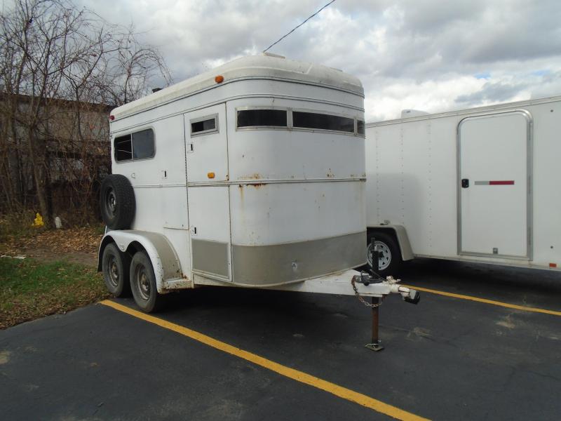 1985 Circle J Trailers 10' 7k Livestock Trailer 1985 Circle J Trailers 10' 7k Livestock Trailer