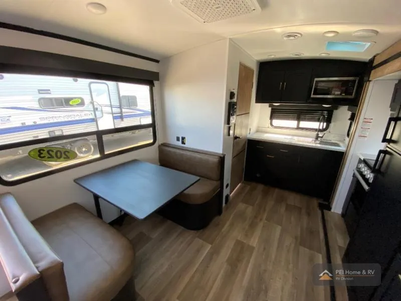 2023 Keystone RV outback 221umd