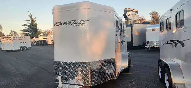 2026 Trails West BP 3H ADVENTURE MX Horse Trailer