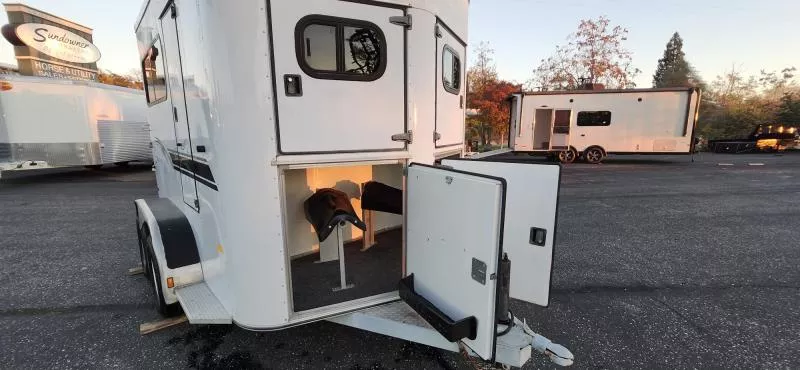 used Horse Trailers Sundowner Trailers  for sale, in Auburn, CA Thumbnail 3