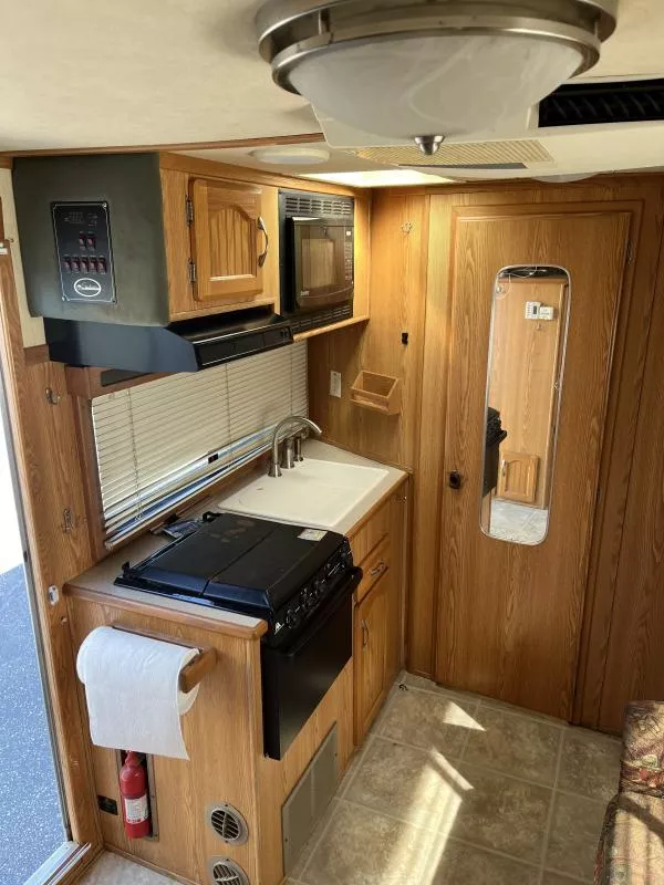 used Horse Trailers Sundowner Trailers  for sale, in Auburn, CA Thumbnail 7