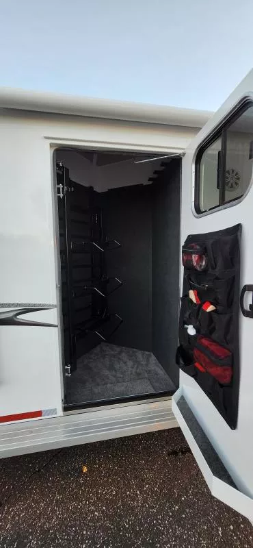 used Horse Trailers Trails West  for sale, in Auburn, CA Thumbnail 18