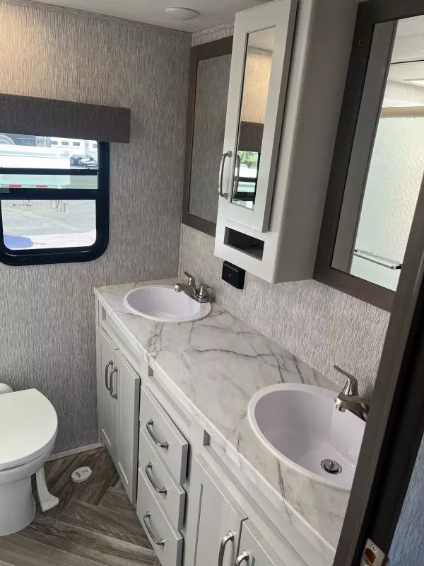 used Horse Trailers Dutchmen RV  for sale, in Auburn, CA Thumbnail 12
