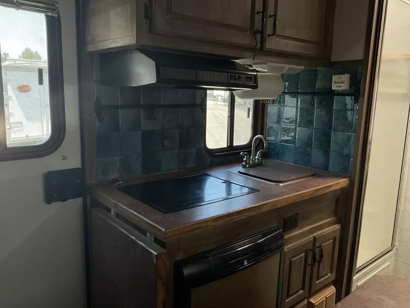 used Horse Trailers Trails West  for sale, in Auburn, CA Thumbnail 15