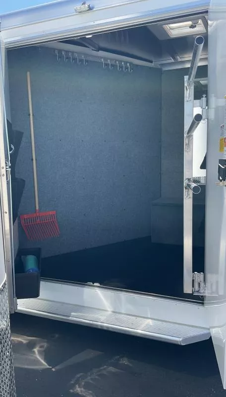 new Horse Trailers Sundowner Trailers  for sale, in Auburn, CA Thumbnail 4