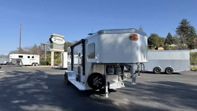 2025 Sundowner Trailers LQ 2H 6906 SANTA FE Horse Trailer