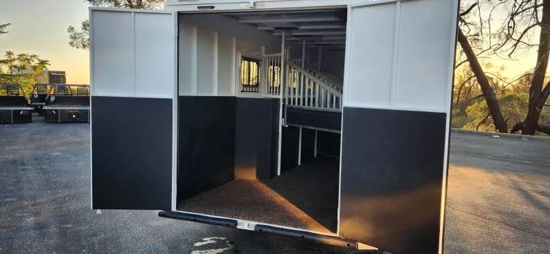 used Horse Trailers Trails West  for sale, in Auburn, CA Thumbnail 8