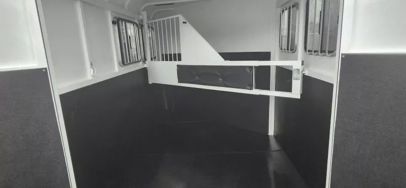 used Horse Trailers Thuro-Bilt  for sale, in Auburn, CA Thumbnail 7