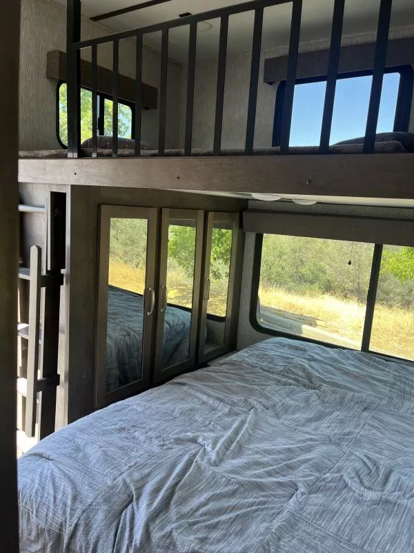 used Horse Trailers Dutchmen RV  for sale, in Auburn, CA Thumbnail 7