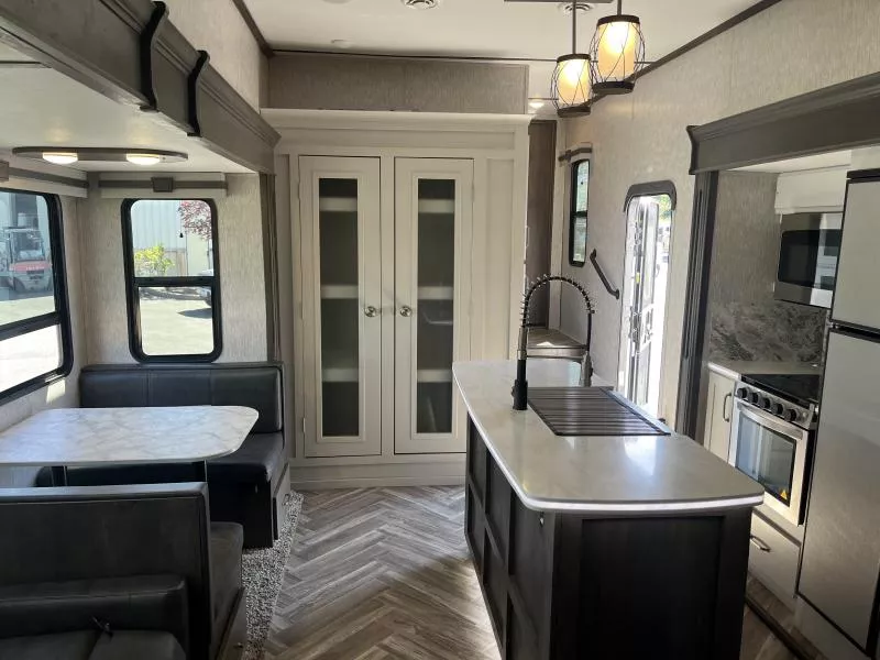 used Horse Trailers Dutchmen RV  for sale, in Auburn, CA Thumbnail 5