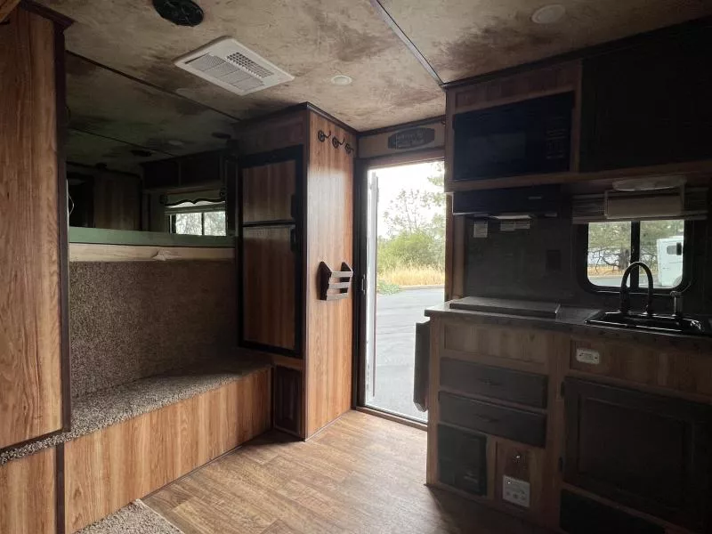 used Horse Trailers Trails West  for sale, in Auburn, CA Thumbnail 16