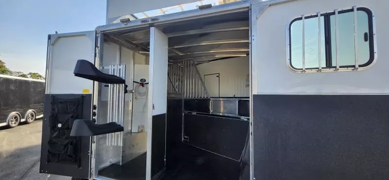 used Horse Trailers Sundowner Trailers  for sale, in Auburn, CA Thumbnail 6