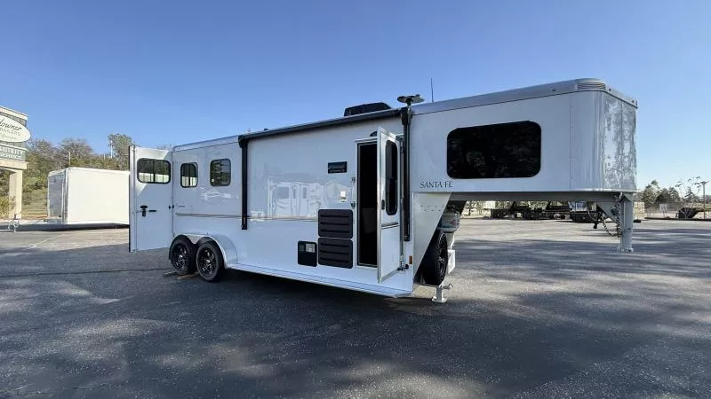 new Horse Trailers Sundowner Trailers  for sale, in Auburn, CA Thumbnail 5