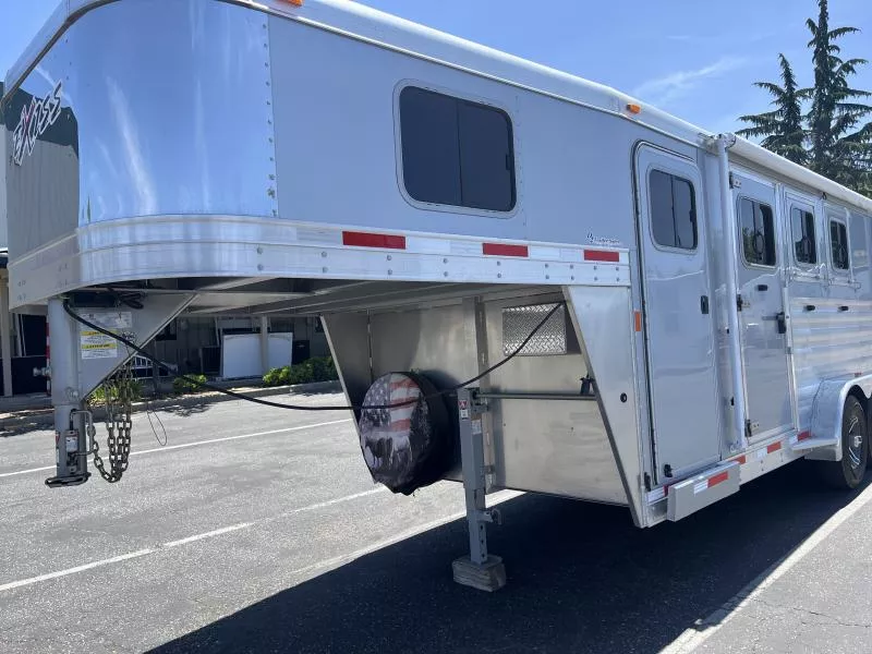 2018 Exiss Trailers GN 3H EXISS Horse Trailer