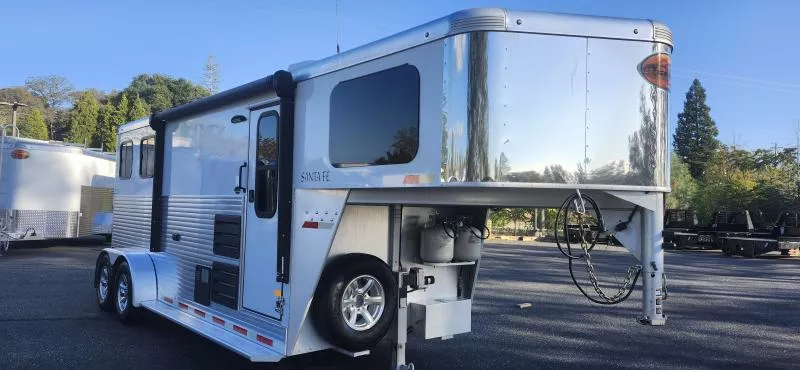 used Horse Trailers Sundowner Trailers  for sale, in Auburn, CA Thumbnail 2