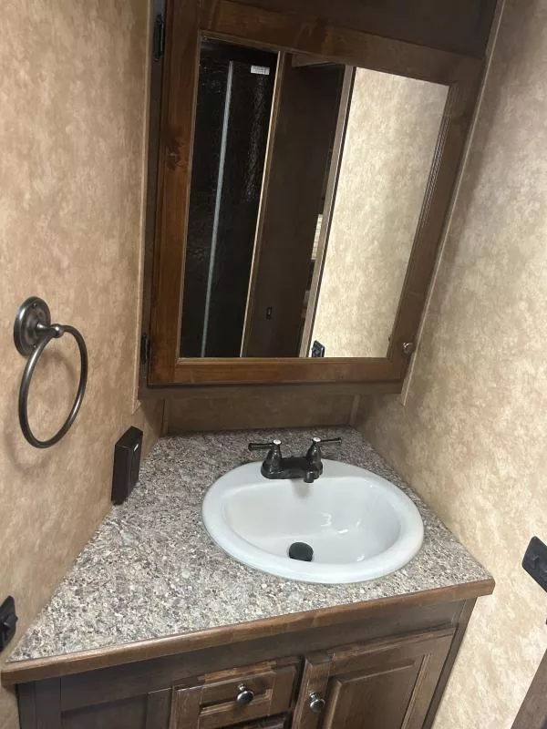 used Horse Trailers Sundowner Trailers  for sale, in Auburn, CA Thumbnail 18