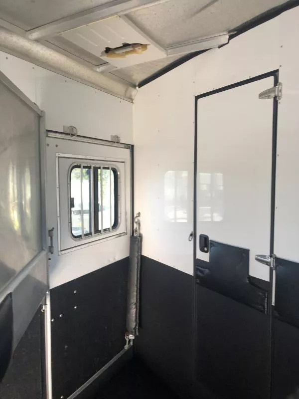 used Horse Trailers Sundowner Trailers  for sale, in Auburn, CA Thumbnail 15