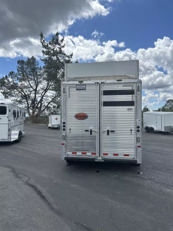 used Horse Trailers Sundowner Trailers  for sale, in Auburn, CA Thumbnail 4