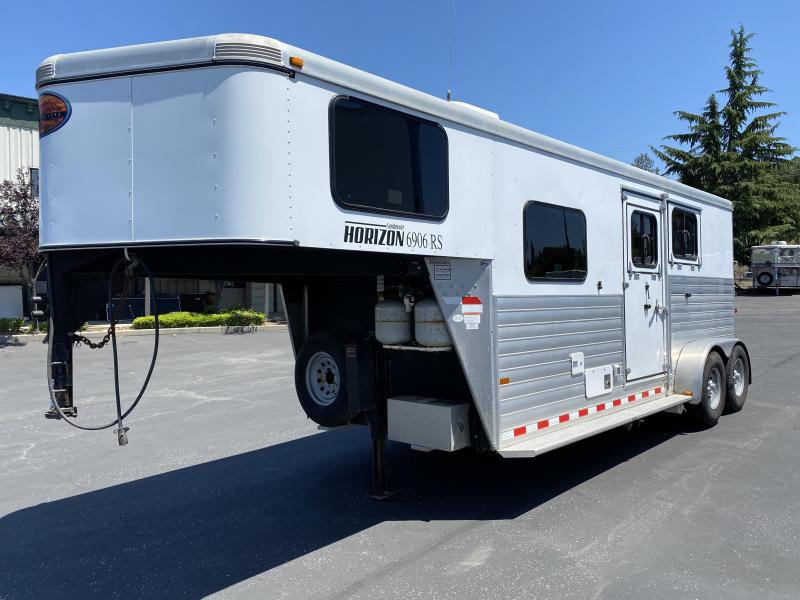 2012 Sundowner Trailers 2H Horizon 6906 LQ Horse Trailer 2012 Sundowner Trailers 2H Horizon 6906 LQ Horse Trailer