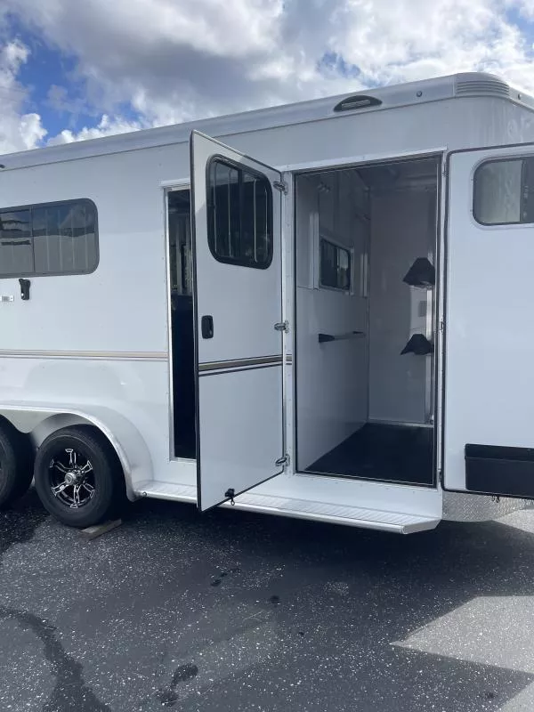new Horse Trailers Sundowner Trailers  for sale, in Auburn, CA Thumbnail 6