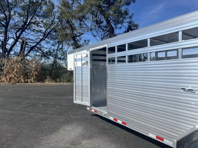 new Horse Trailers Sundowner Trailers  for sale, in Auburn, CA Thumbnail 9