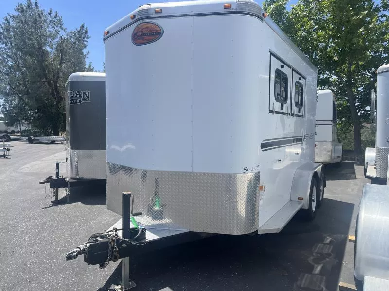 2006 Sundowner Trailers BP 2H 727 Horse Trailer