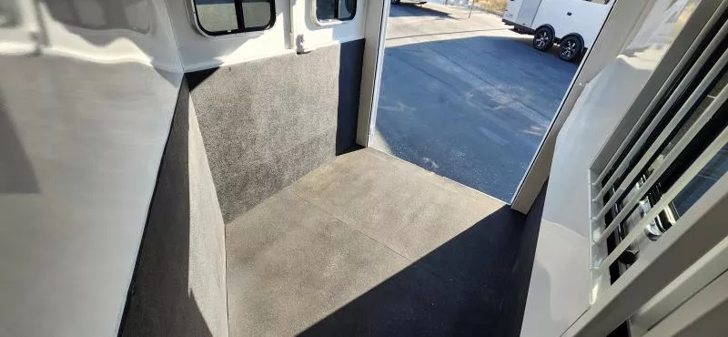 used Horse Trailers Trails West  for sale, in Auburn, CA Thumbnail 7