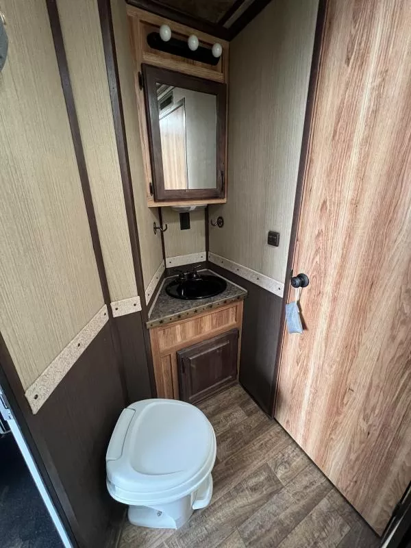 used Horse Trailers Trails West  for sale, in Auburn, CA Thumbnail 10