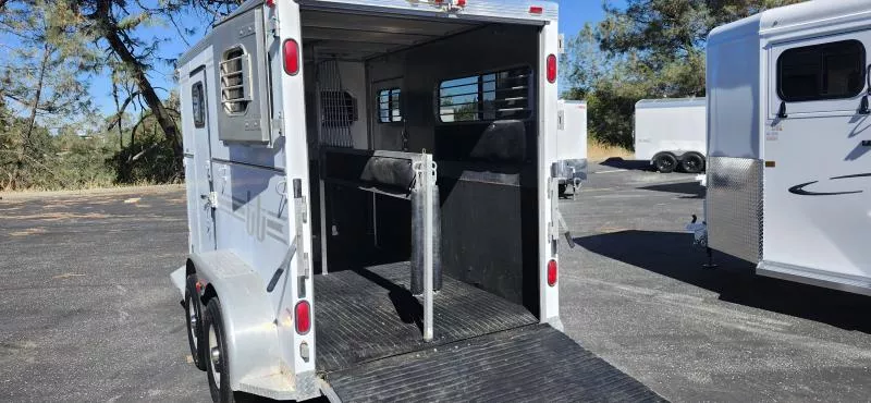 used Horse Trailers Turnbow Trailers  for sale, in Auburn, CA Thumbnail 6