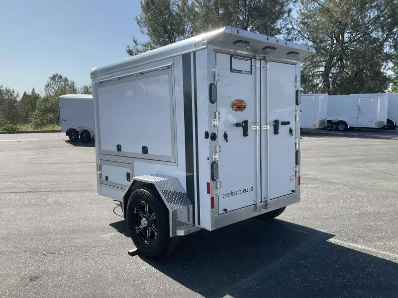 new Horse Trailers Sundowner Trailers  for sale, in Auburn, CA Thumbnail 3