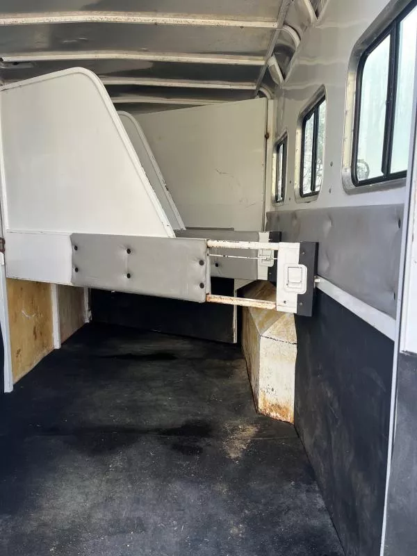 used Horse Trailers Charmac Trailers  for sale, in Auburn, CA Thumbnail 4