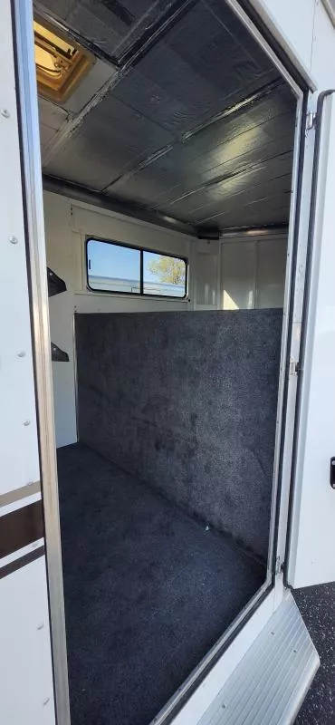 used Horse Trailers Sundowner Trailers  for sale, in Auburn, CA Thumbnail 15