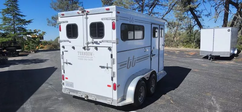 used Horse Trailers Turnbow Trailers  for sale, in Auburn, CA Thumbnail 4