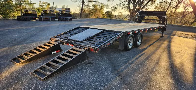 used Horse Trailers Diamond  for sale, in Auburn, CA Thumbnail 2