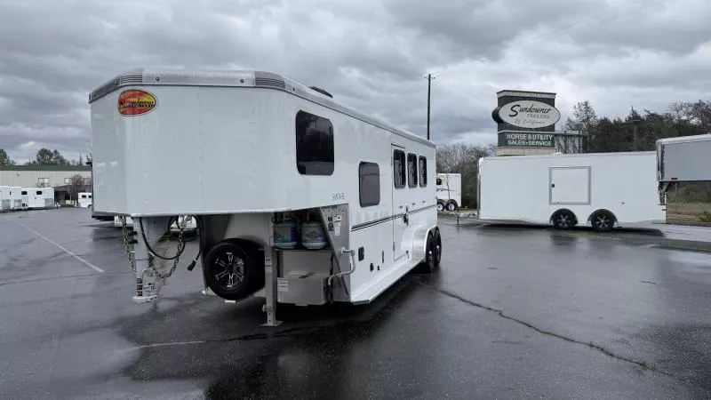 2025 Sundowner Trailers LQ 3H SANTA FE WB 6906 Horse Trailer