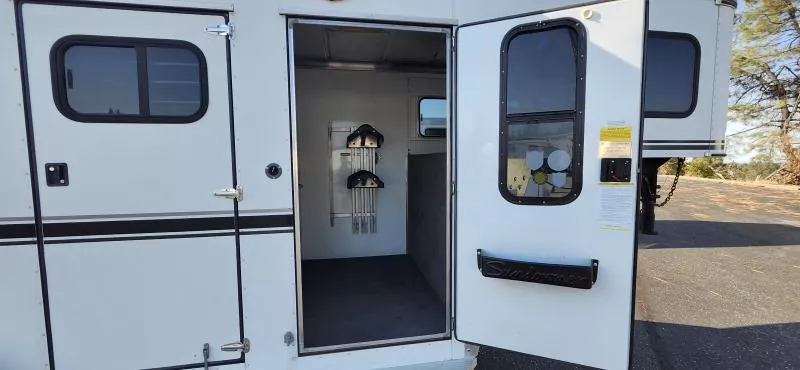used Horse Trailers Sundowner Trailers  for sale, in Auburn, CA Thumbnail 13